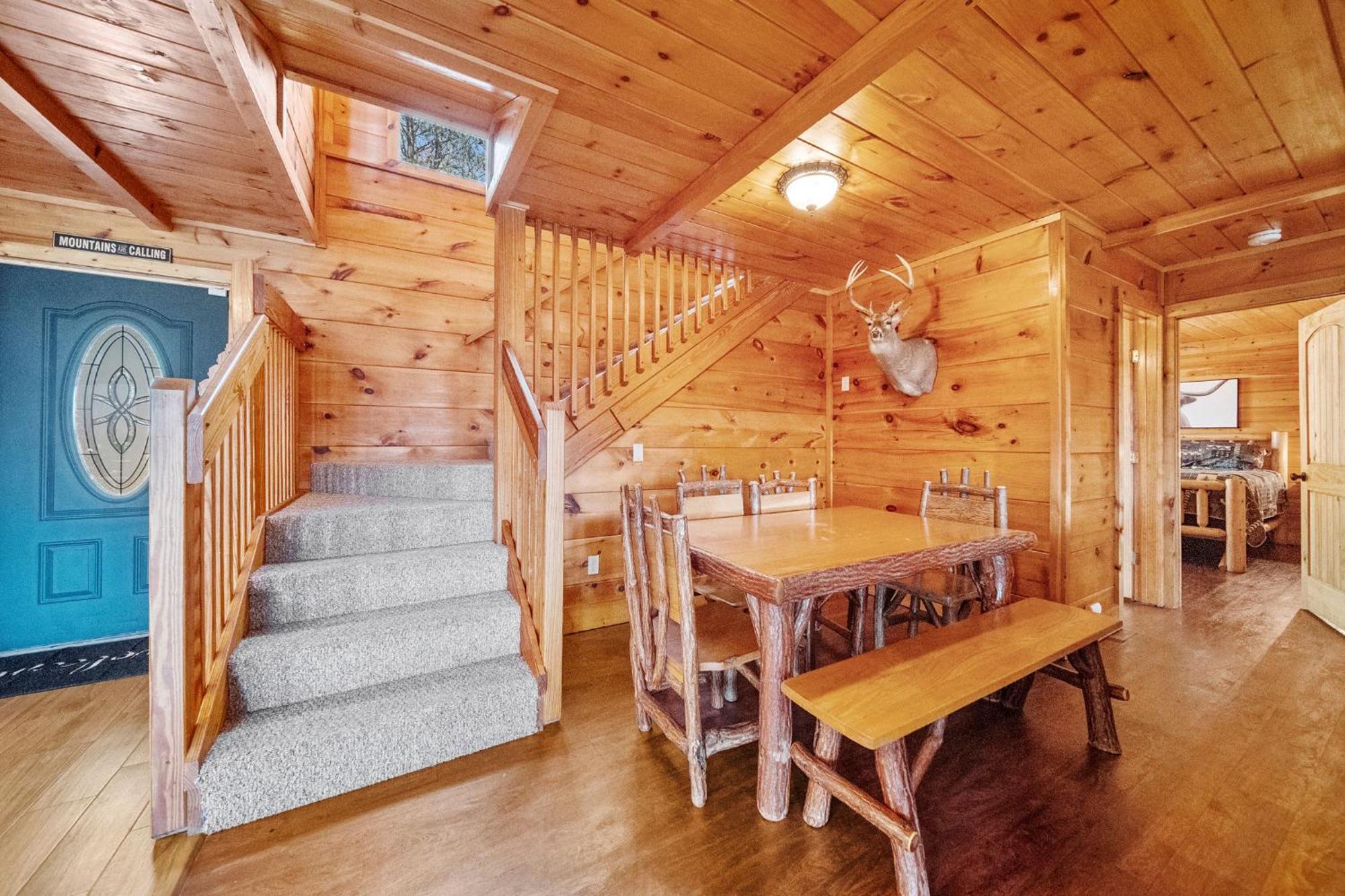 Stairway To Heaven Cabin By Staycating جاتلينبرج المظهر الخارجي الصورة